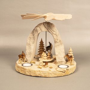 Pyramide „Gebirgstiere“