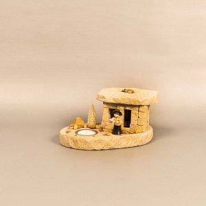 Bruchbude „Wandersfrau auf Bank“ mit Teelicht